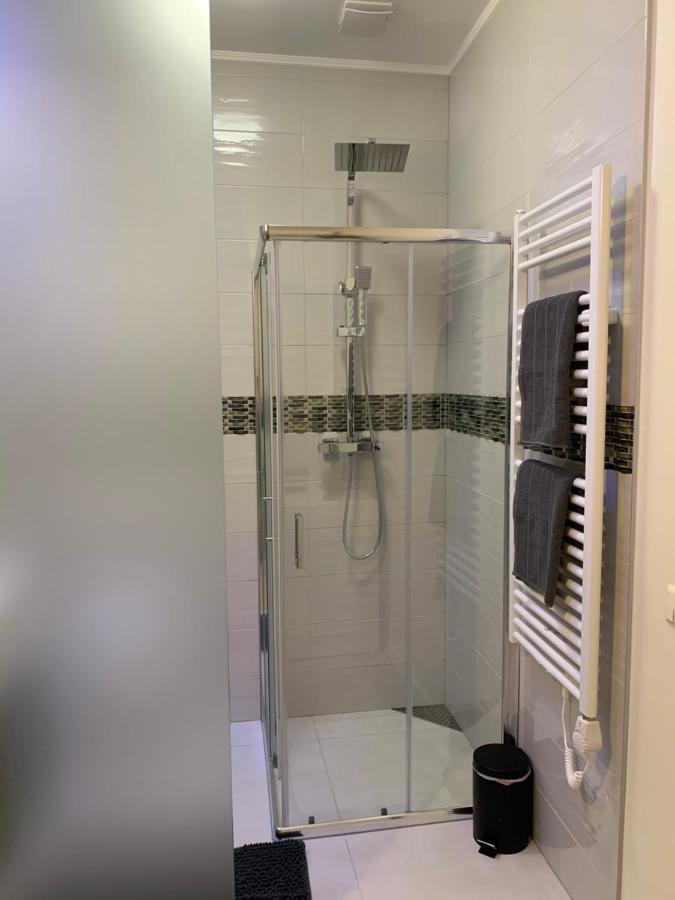 Executive Single Room With En-Suite In Guest House City Centre Luxembourg By Eksteriør billede